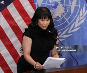 nicki-minaj-now-singing-trumps-praises