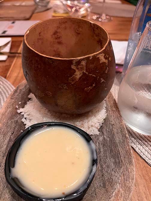 Appetizers are served in a calabash at Kobore in Panama City, Panama. (NewsAmericasnow.com image)